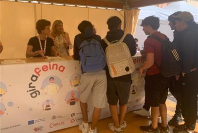 Vilanova i la Geltrú acull la tercera edició de la Fira Girafeina amb 150 ofertes laborals. Ajuntament de Vilanova