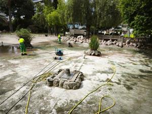 Vilanova i la Geltrú impulsa un nou contracte de jardineria amb reg telemàtic, més arbres i manteniment d’espais per a gossos. Ajuntament de Vilanova