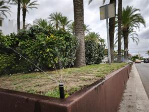 Vilanova i la Geltrú recupera basses, fonts i el reg de jardins després de la fi de les restriccions per sequera. Ajuntament de Vilanova