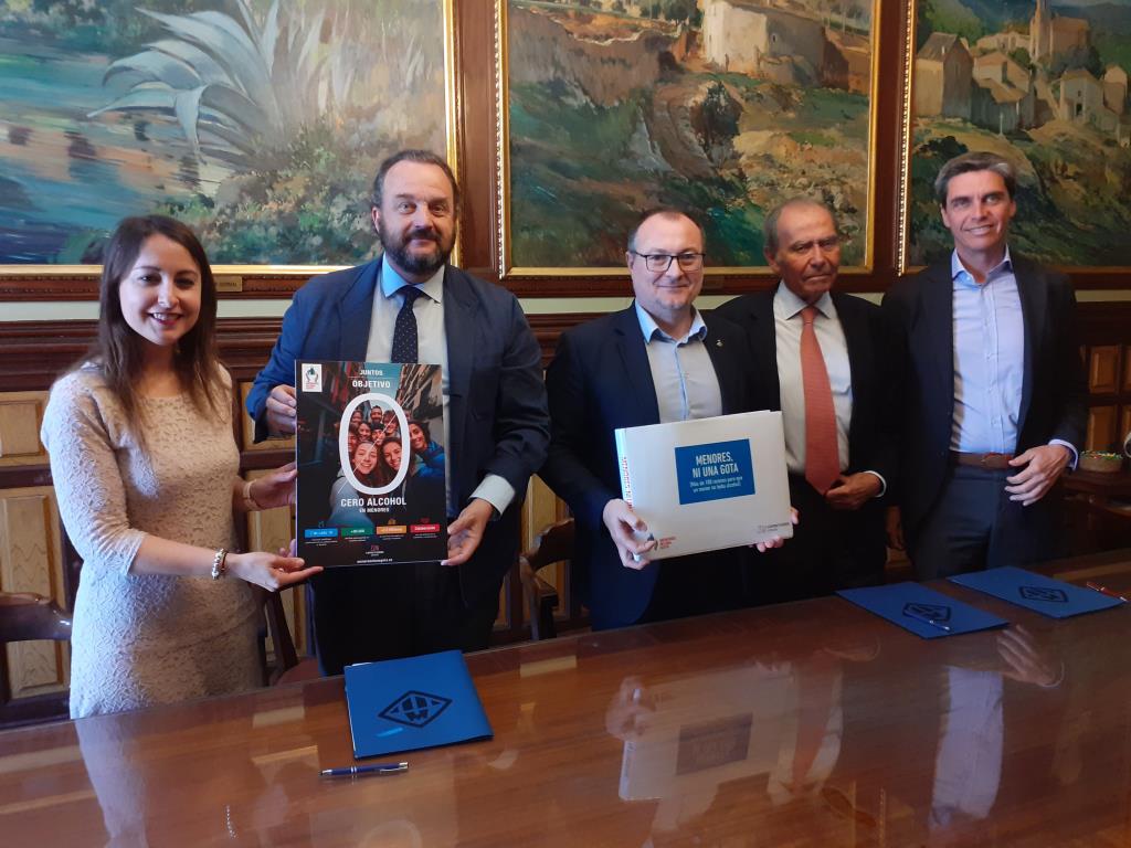 Vilanova i la Geltrú s’incorpora a la xarxa “Menores ni una gota” per prevenir el consum d’alcohol en menors. Espirituosos España