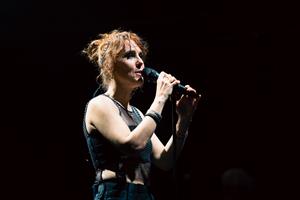 Zaz il·lumina el Festival Terramar CaixaBank amb un concert vibrant i emotiu