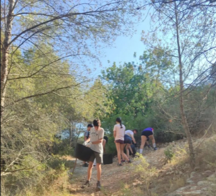 24 joves recuperaran aquest estiu els camins de pedra seca de Cunit. Ajuntament de Cunit
