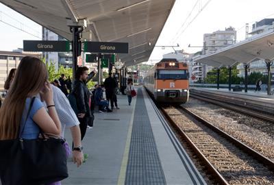 Adif preveu aixecar al voltant del 90% de les limitacions de velocitat a Rodalies durant l’abril. ACN