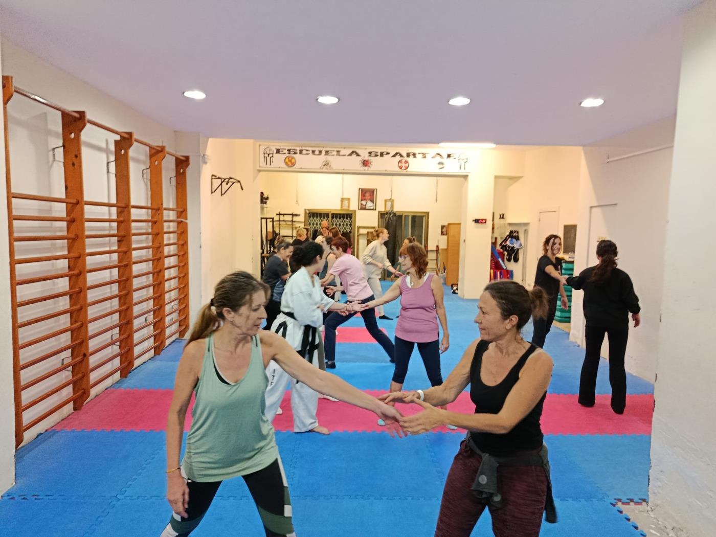 Taller d’autodefensa feminista