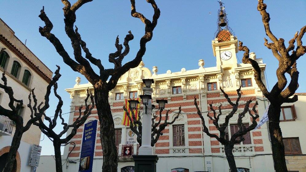 Ajuntament de Sant Pere de Ribes. Eix