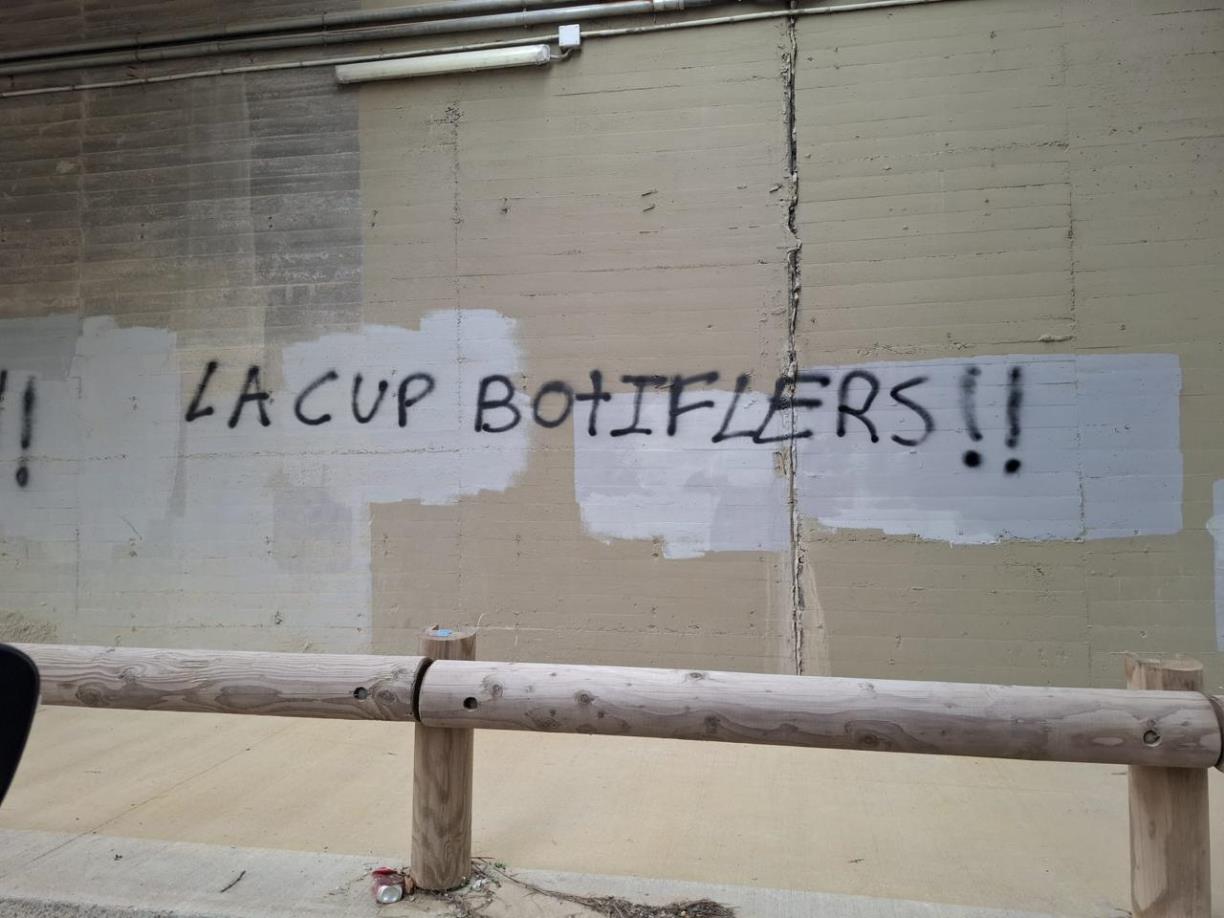 Alternativa per Subirats-CUP denuncia insults, amenaces i pintades feixistes contra dos regidors del govern municipal. CUP