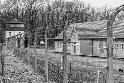 Alumnes de l’INS Dolors Mallafrè viatgen a Buchenwald i Weimar per commemorar l’alliberament del camp. EIX