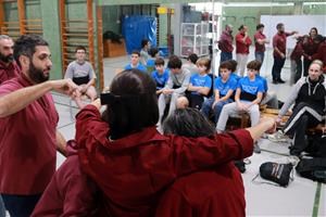 Alumnes d'ESO de Sitges aprenen a fer castells amb una assignatura específicaa