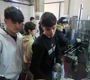 Aprendre fent, l’empremta educativa de l’Escola d’Espiells. Espiells