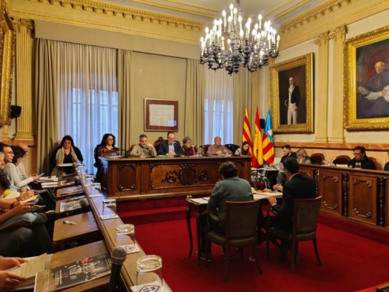 Aprovació provisional del nou Pla especial d’usos de Vilanova i la Geltrú per regular les llicències d'establiments. Ajuntament de Vilanova