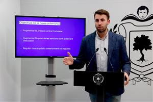 Arxiven la investigació contra el regidor del Vendrell Christian Soriano pels anuncis gratuïts durant la pandèmia. ACN