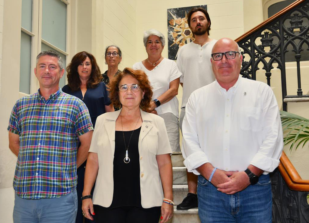 Aurora Carbonell reestructura el govern minoritari de Sitges després de la sortida de Verds ECP. Eix