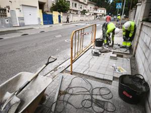 Avancen les obres d'adequació de l'aparcament de la Masia Nova, la reparació de voreres a la Bòbila i la remodelació dels jardins de Francesc Macià. A