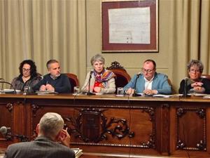 Baixen les queixes a la Defensora de la Ciutadania i es redueix el temps de resposta de l’Ajuntament de Vilanova. Ajuntament de Vilanova