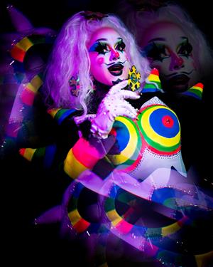 Barda Petarda visibilitza l’epilèpsia en una actuació impactant i guanya la gala “Mi Mayor Miedo” a Regias del Drag España. EIX