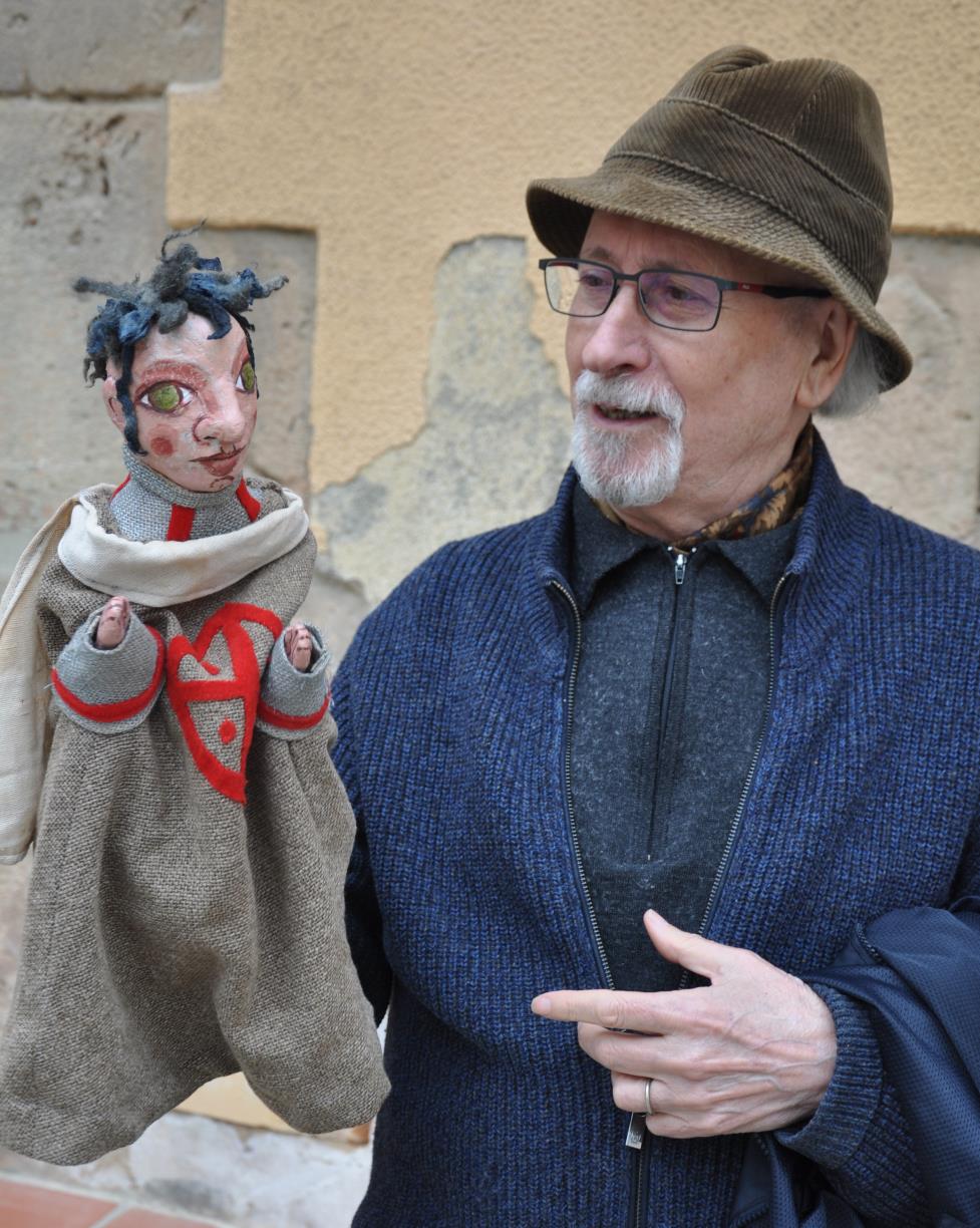 Bienve Moya presentarà el llibre Tocats de Festa a Vilafranca del Penedès. EIX