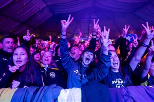 Buhos en el concert al poble Espanyol en el marc de la gira de commemoració dels seus 20 anys d'història