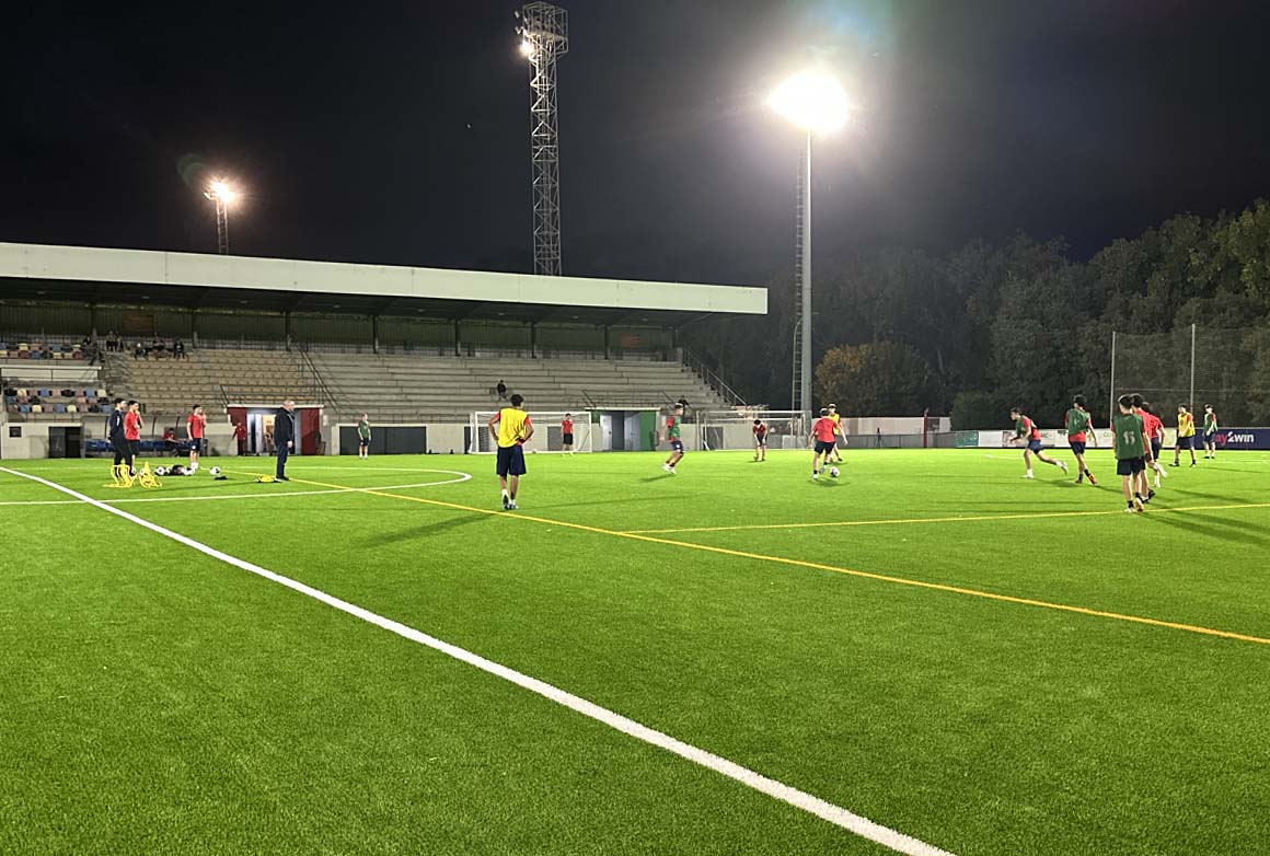 Camp de futbol municipal de Vilafranca del Penedès. Eix