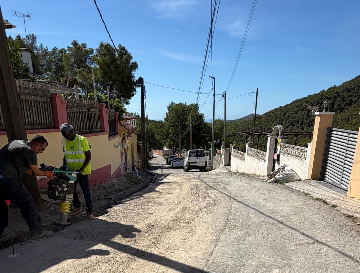 Canyelles inicia les obres per completar la xarxa d’aigua potable de les Palmeres. Ajuntament de Canyelles