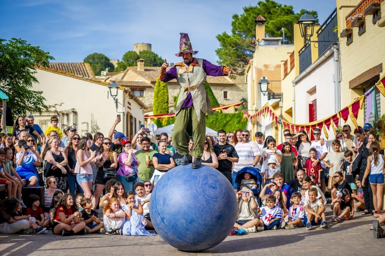 Castellet Medieval tanca una edició de rècord amb una afluència massiva i un fort impacte econòmic. Ajt Castellet i la Gornal