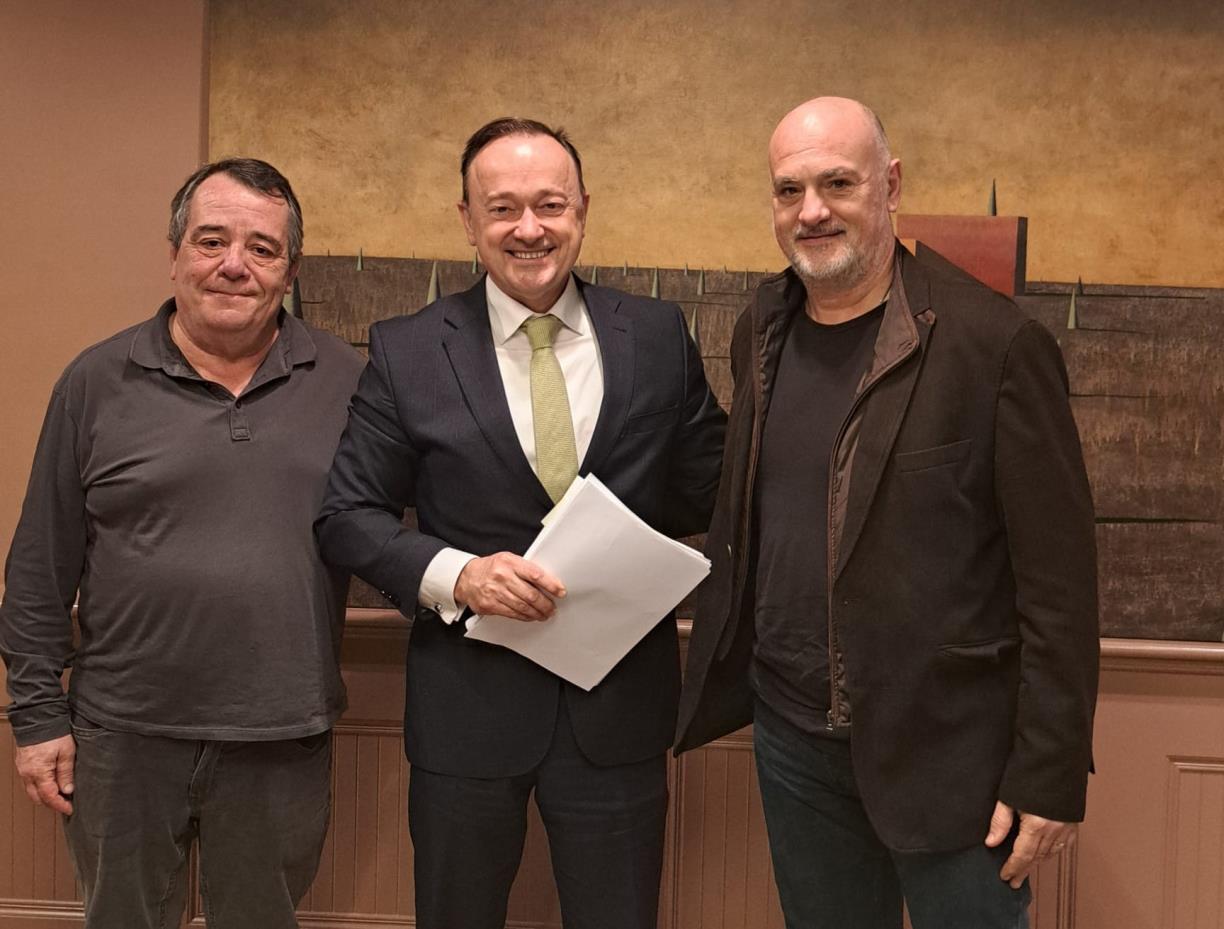 Castellolí adquireix un terreny clau davant de La Brillante per garantir aparcament públic i obrir opcions d’habitatge. EIX