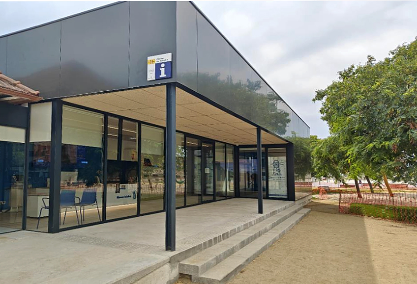 Centre d’Atenció Turística del Parc de Ribes Roges. Eix