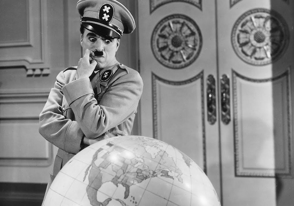 Charles Chaplin, un visionari que parodiant el passat va ser capaç de veure el futur. Eix