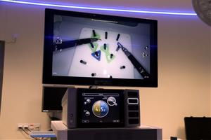 Cinc hospitals catalans de mida mitjana, entre ells el d'Igualada, impulsen la cirurgia robòtica en una aliança de compra conjunta innovadora