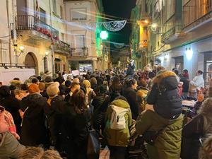 Concentració i lectura de manifest a les portes de l'Ajuntament de l'Arboç