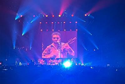 Concert al Palau Sant Jordi. Eix