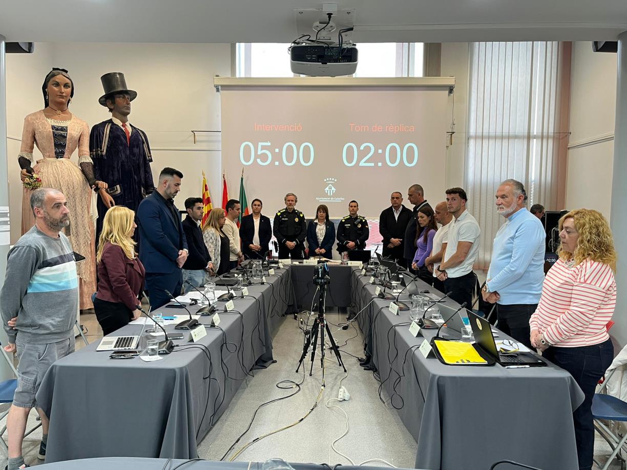 Cubelles aprova un pressupost de 27,2 milions centrat en la via pública amb el vot en contra de l’oposició. Ajuntament de Cubelles