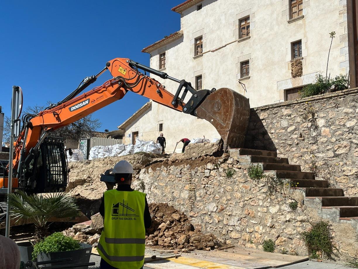 Cubelles reprèn les obres de la plaça del Castell integrant el patrimoni arqueològic. Ajuntament de Cubelles