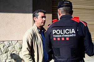 Desallotgen set habitatges del carrer de Josep Carner del Vendrell ocupats il·legalment des del 2024