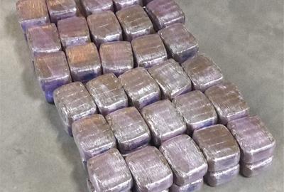 Detinguts un home i una dona que transportaven 30 quilos d’haixix de Tarragona al Vendrell. Mossos d'Esquadra