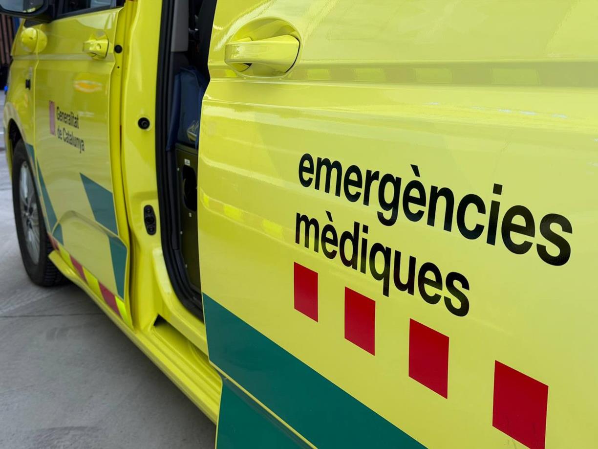 Dos adolescents ferits greus a la Granada en esfondrar-se la teulada d'una nau on s'havien enfilat. ACN