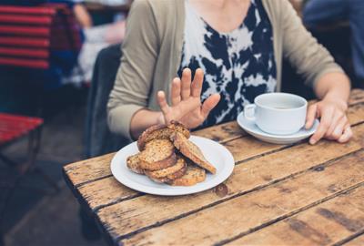 El 77% de les persones amb celiaquia ha renunciat a plans socials per por a contaminar-se amb gluten. EIX