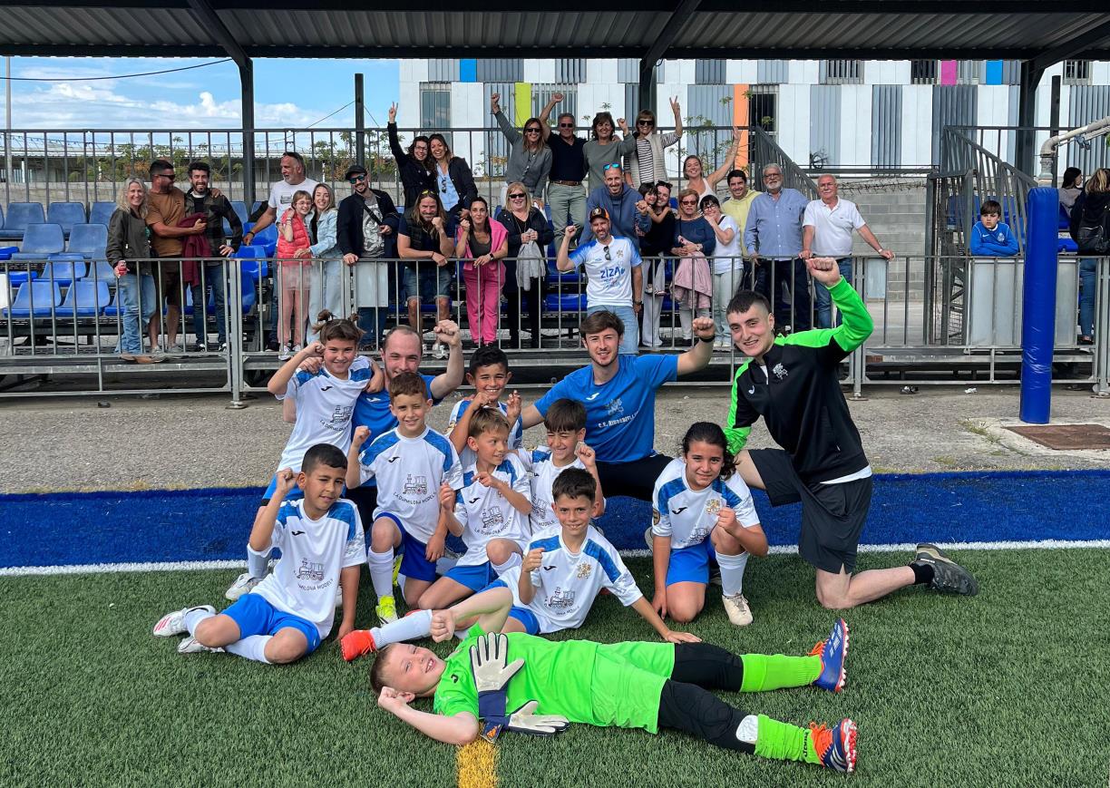 El Benjamí S9 del C.E. Riudebitlles. Eix