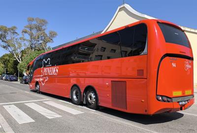 El bus llançadora entre el centre i la costa del Vendrell supera els 36.000 passatgers en deu mesos. Ajuntament del Vendrell