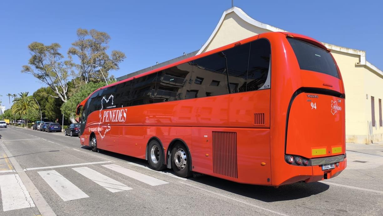El bus llançadora entre el centre i la costa del Vendrell supera els 36.000 passatgers en deu mesos. Ajuntament del Vendrell