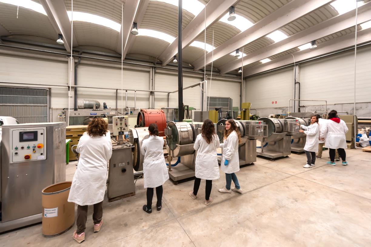 El Campus Universitari d’Igualada-UdL obre inscripcions del Màster en Enginyeria del Cuir, una formació única a Europa. EIX