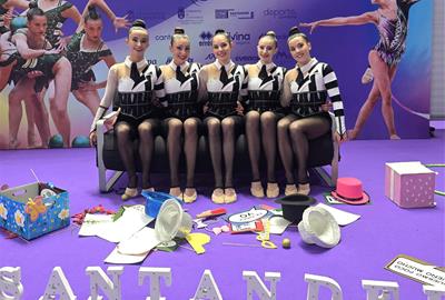 El conjunt juvenil del Gimnàstic Ballerina a Santander. Eix
