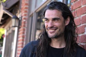 El director Oliver Laxe viurà diumenge els premis Oscar de l’Acadèmia de Cinema de Hollywood des de les butaques del Dolby Theatre. ACN