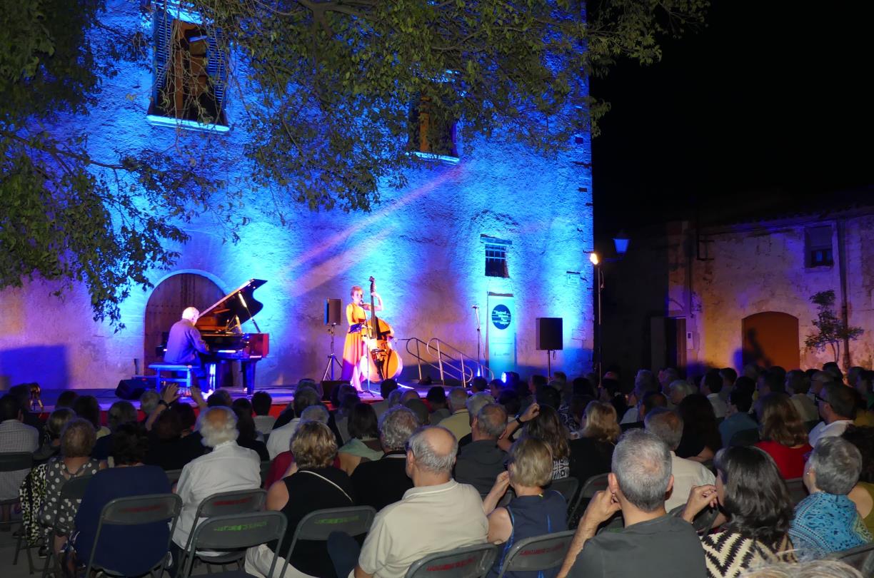 El Festival Música a les Vinyes continua a Torre-ramona amb Alba Careta Group i Carles Benavent & Roger Mas. Ajuntament de Subirats