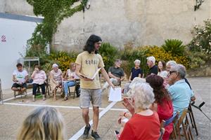El Festivalet EVA354 tanca la segona edició amb 582 assistents i consolida la lectura en veu alta com a eina de cohesió social. Roser Blanch 