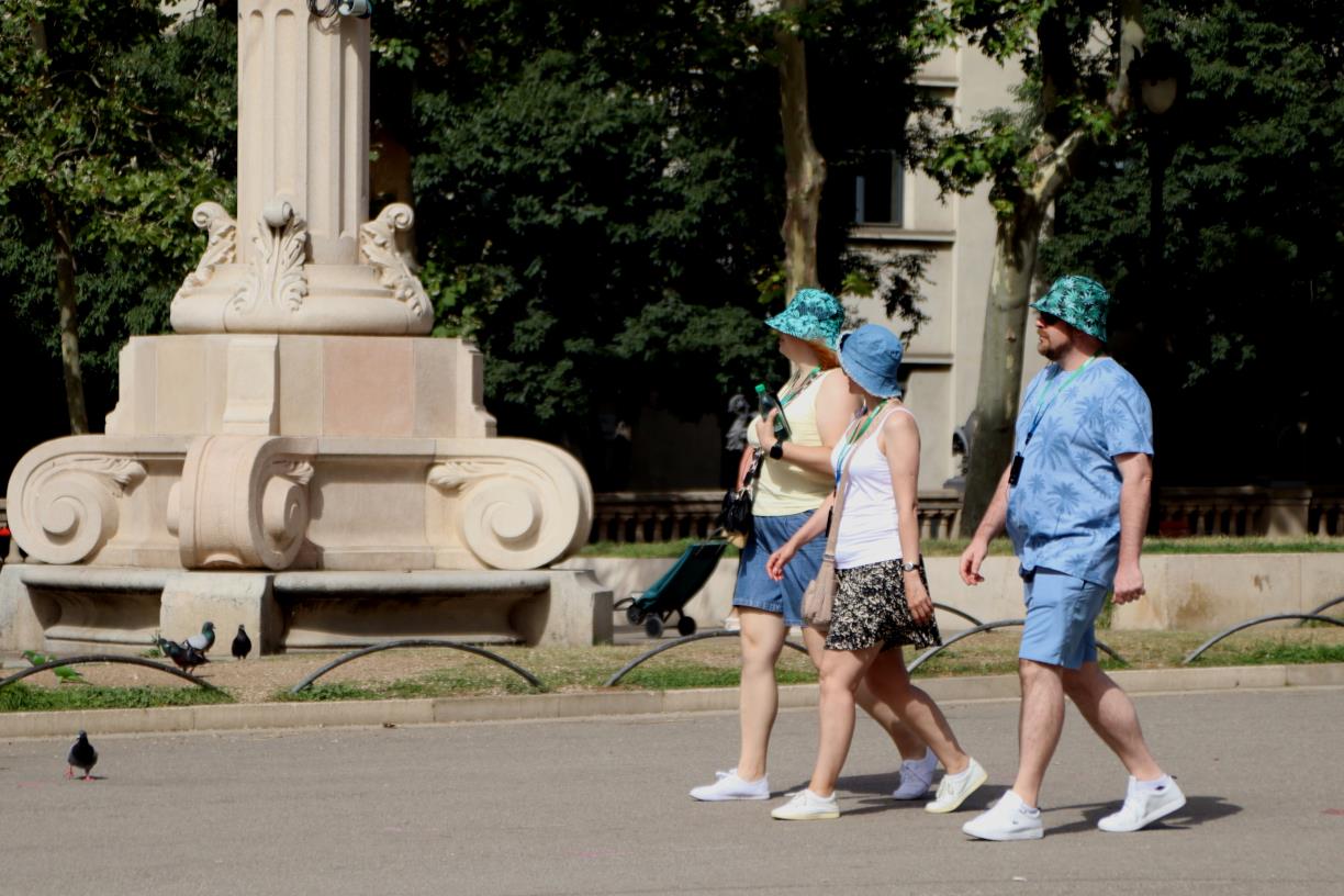 El Meteocat emet avisos de perill per una nova onada de calor entre diumenge i com a mínim dimecres. ACN
