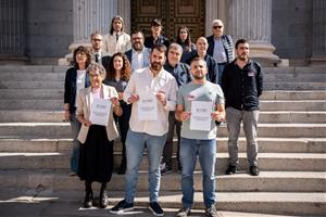 El municipalisme reclama al Congrés la titularitat pública de la xarxa elèctrica. Comuns Vilanova