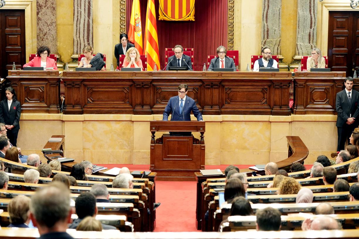 El Parlament afronta el nou curs polític amb l'assignatura pendent de regular la compra especulativa d'habitatges. ACN