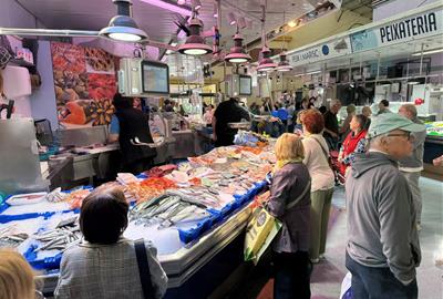El peix dels mercats de Vilanova i la Geltrú: de la llotja a la taula, un model viu de proximitat i qualitat. EIX