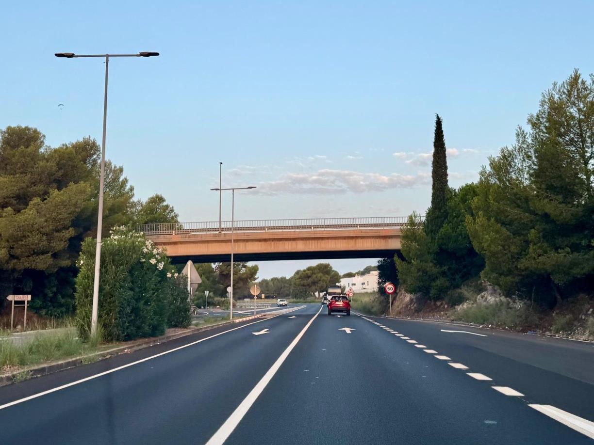 El pont de Mas Mel s’ampliarà per millorar la connexió entre Calafell i Segur. Ajuntament de Calafell
