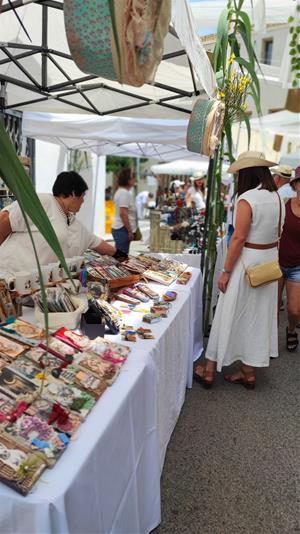 El Retorn dels Indians i l’Agromercat reuneixen més de 22.000 visitants i consoliden Ribes com a epicentre cultural i gastronòmic